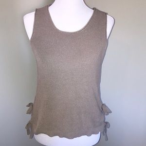 Sleeveless Gray Mauve Top